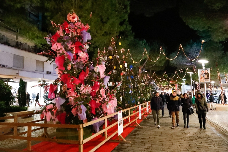 Natale Immagini E Emozioni.Mima On Ice E Cervia Emozioni Di Natale Si Preparano A Festeggiare Il Natale Comune Di Cervia