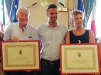 Premiati dal sindaco Luca Coffari Nicoletta Zanini e Rudy Neumann,