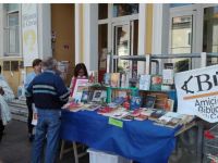 In Biblioteca giovani volontari del Servizio Civile Nazionale e cittadini  volontari  provenienti da associazioni cervesi