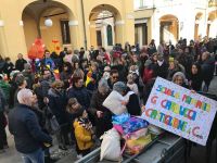 Grande partecipazione alla festa di Carnevale domenica pomeriggio in Piazza Garibaldi