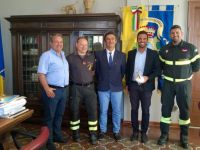 Il Sindaco Luca Coffari ha salutato  il Comandante provinciale dei Vigili del Fuoco di Ravenna Pierpaolo Patrizietti.