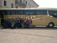 Presentato un nuovo autobus innovativo dell’azienda Sac di Cervia. Il mezzo può ospitare fino a sei carrozzine per diversamente abili.