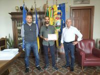 Il sindaco Massimo Medrie l’assessore alla cultura Cesare Zavatta hanno incontrato il musicista e compositore cervese Mario Quaggiotto